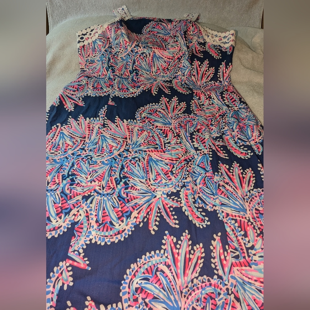 Lilly Pulitzer Makayla printed lace shift dress in oyter bay blue print. Size 6 - Picture 7 of 13